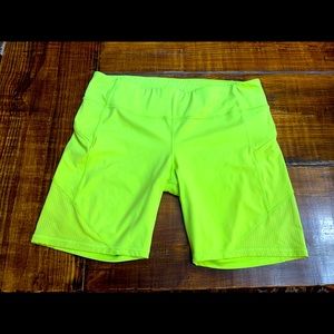 Athleta Contender Bike Shorts, Size 1X, Lime Green